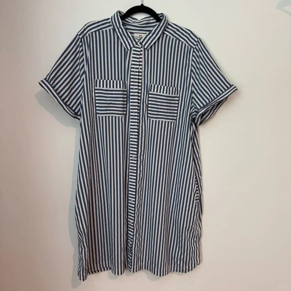 Vineyard Vines Navy and White Striped Button Down Shirt Dress - Picture 1 of 2
